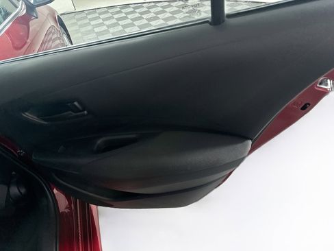 Used 2024 Toyota Corolla LE image 28