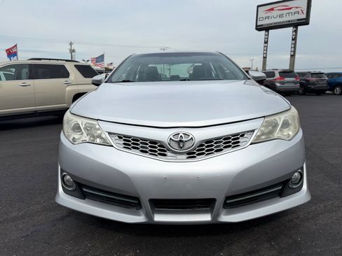 Used 2014 Toyota Camry SE image 9
