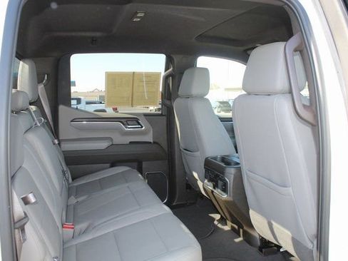 Used 2023 GMC Sierra 1500 SLT image 19