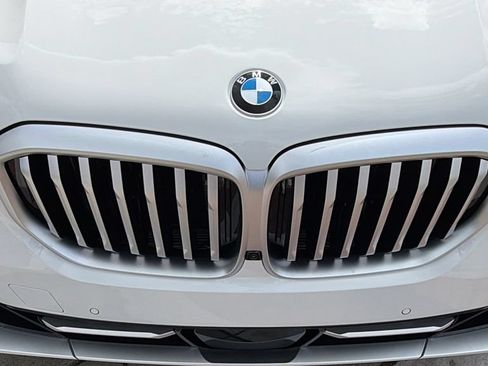 Used 2026 BMW X5 sDrive40i w/ Premium Package RWD image 9