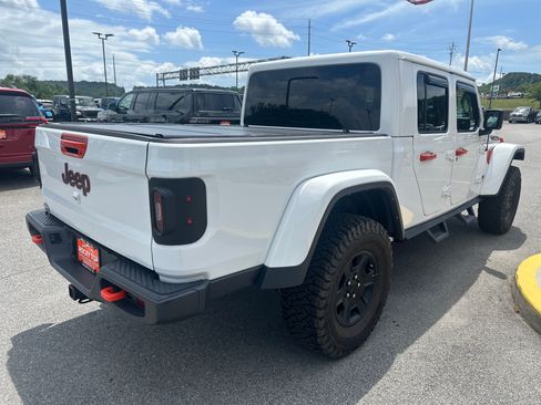 Used 2022 Jeep Gladiator Mojave w/ Cold Weather Group AWD/4WD image 8
