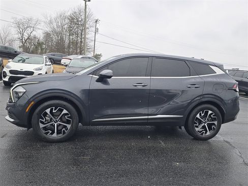 Certified 2023 Kia Sportage EX image 6