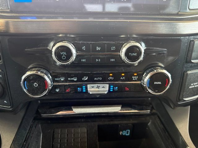 Used 2024 Ford F350 Lariat w/ FX4 Off-Road Package AWD/4WD image 24