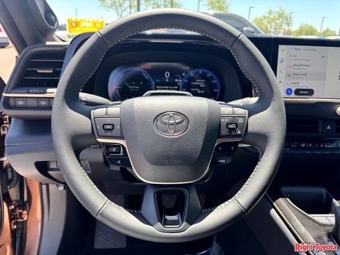 New 2026 Toyota Crown Platinum AWD/4WD image 18