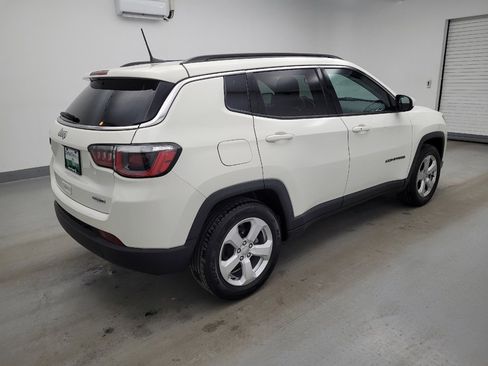 Used 2020 Jeep Compass Latitude FWD image 10