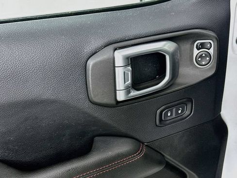 Used 2019 Jeep Wrangler Unlimited Rubicon AWD/4WD image 23