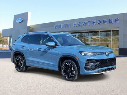 Used 2025 Volkswagen Tiguan SEL R-Line