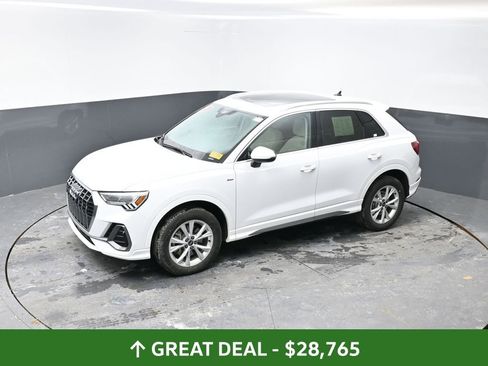 Used 2025 Audi Q3 2.0T Premium image 21