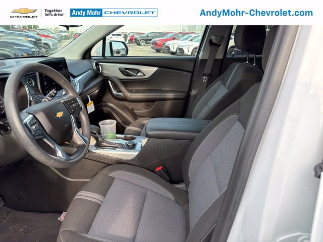 Used 2024 Chevrolet Blazer LT w/ Driver Confidence Package FWD image 12