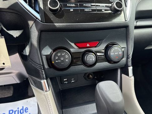 Used 2024 Subaru Forester AWD/4WD image 15