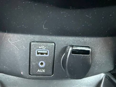 Used 2017 Nissan Rogue SL w/ SL Premium Package AWD/4WD image 22