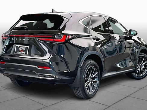 Used 2025 Lexus NX 250 FWD w/ Premium Package image 13