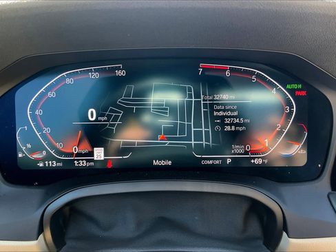 Used 2021 BMW 330i Sedan w/ Premium Package image 25