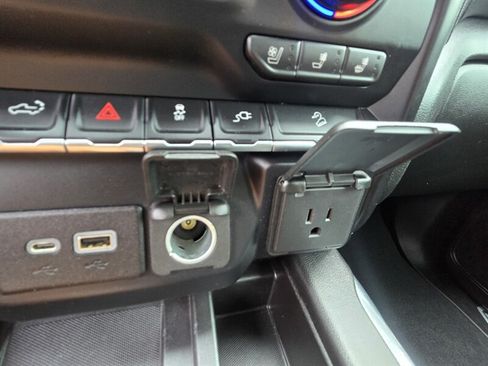 Used 2019 Chevrolet Silverado 1500 LTZ AWD/4WD image 21