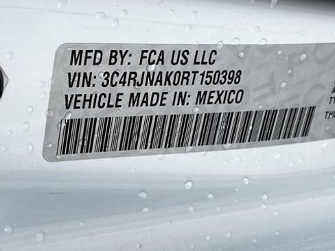 Used 2024 Jeep Wagoneer Launch Edition image 37