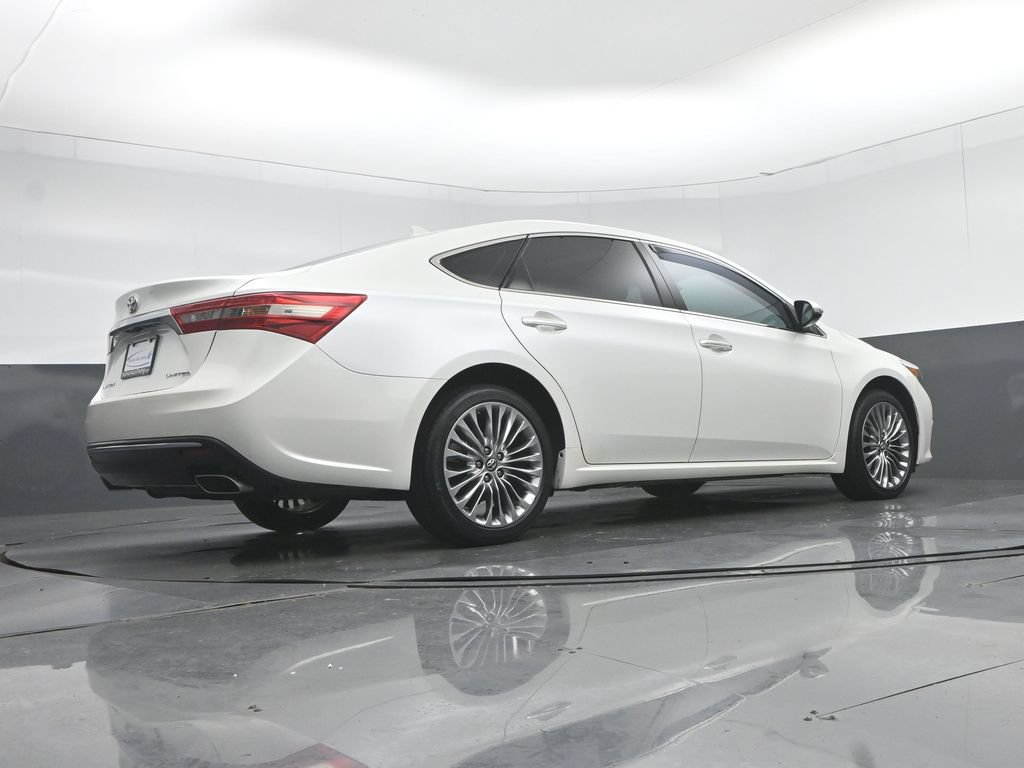 Used 2016 Toyota Avalon Limited w/ Toyota Safety Sense Package FWD image 57