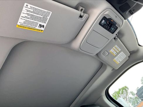 Certified 2025 Ford Expedition Active AWD/4WD image 14