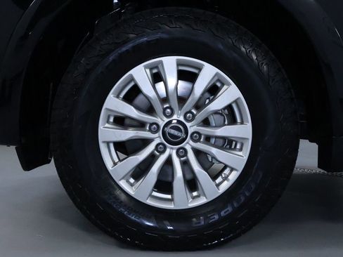 Used 2022 Nissan Armada SV AWD/4WD image 33