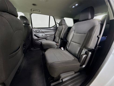 Used 2019 Chevrolet Traverse LT image 24