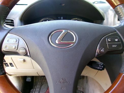 Used 2010 Lexus ES 350 FWD image 8