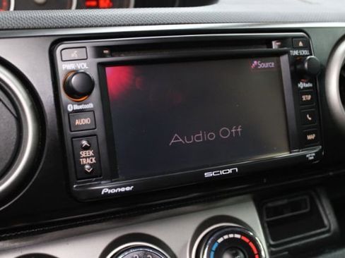 Used 2013 Scion xB 10 Series image 12