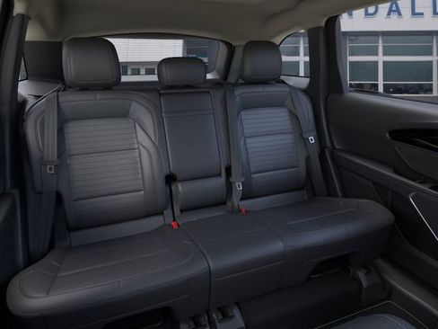 New 2026 Lincoln Nautilus Reserve w/ Jet Appearance Package AWD/4WD image 11