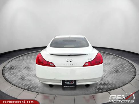 Used 2014 INFINITI Q60 Journey w/ Premium Package image 4