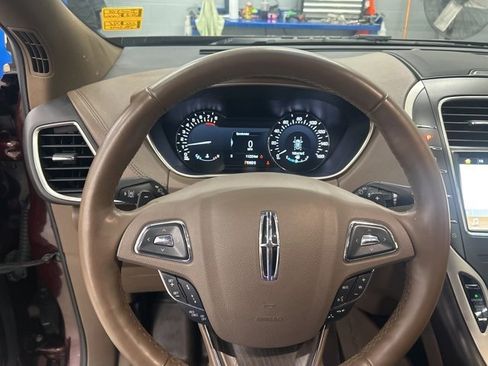 Used 2018 Lincoln MKX Reserve w/ Driver Assistance Package image 12