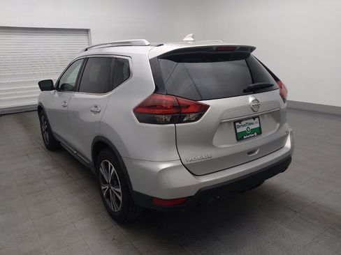 Used 2018 Nissan Rogue SL FWD image 5