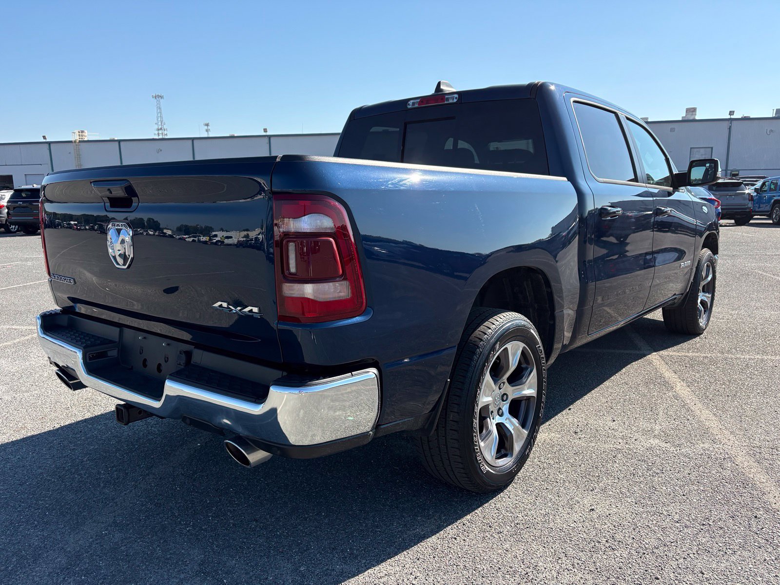 Used 2023 RAM 1500 Laramie AWD/4WD image 4