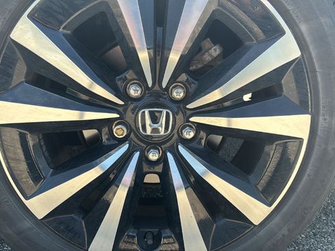 Certified 2024 Honda Civic EX image 28