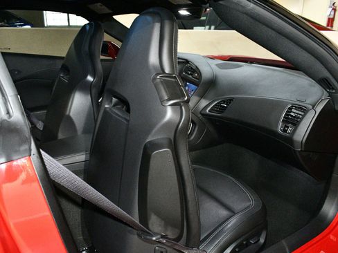 Used 2017 Chevrolet Corvette Z06 w/ Z07 Performance Package image 16