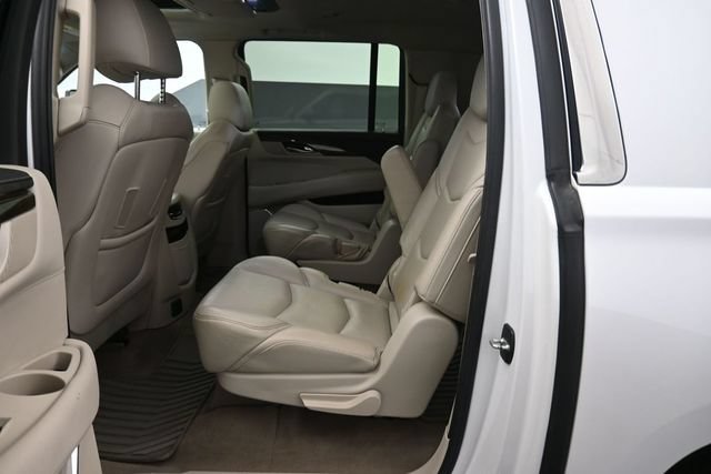 Used 2018 Cadillac Escalade ESV Premium Luxury AWD/4WD image 21