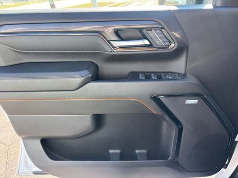 Certified 2025 GMC Sierra 2500 AT4 w/ AT4 Premium Plus Package AWD/4WD image 25