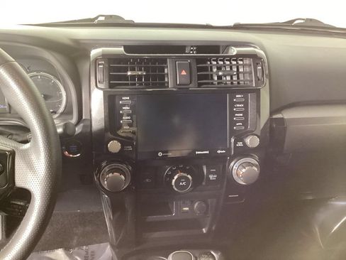 Used 2021 Toyota 4Runner TRD Off-Road Premium w/ Moonroof Package AWD/4WD image 15