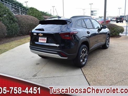 New 2026 Chevrolet Trax LT w/ LT Convenience Package image 10
