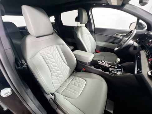 Used 2025 Kia Sportage X-Line w/ Premium Package image 31