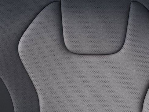 New 2025 Hyundai Elantra Limited image 17