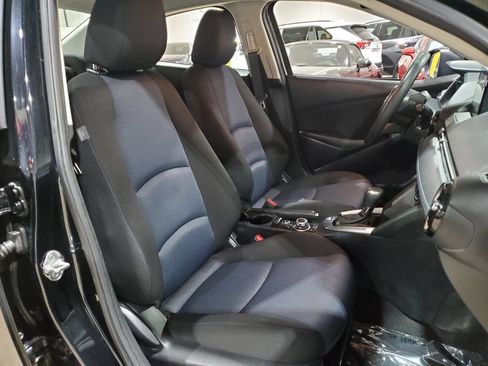 Used 2019 Toyota Yaris LE FWD image 13
