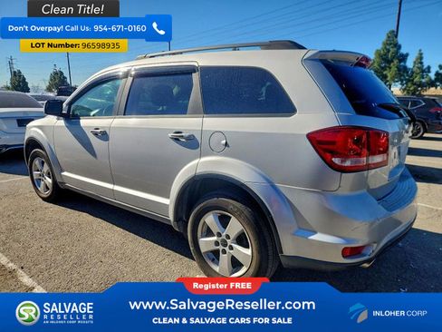 Used 2011 Dodge Journey Mainstreet w/ Flexible Seating Group image 3