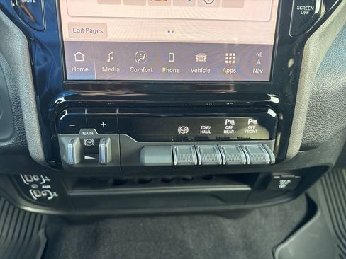 New 2026 RAM 2500 Warlock AWD/4WD image 22