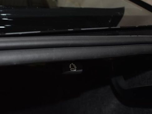 Used 2024 Volkswagen Jetta SE image 32