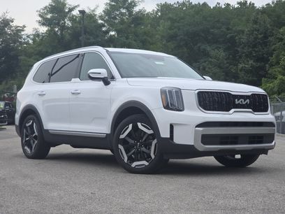 Used 2024 Kia Telluride EX