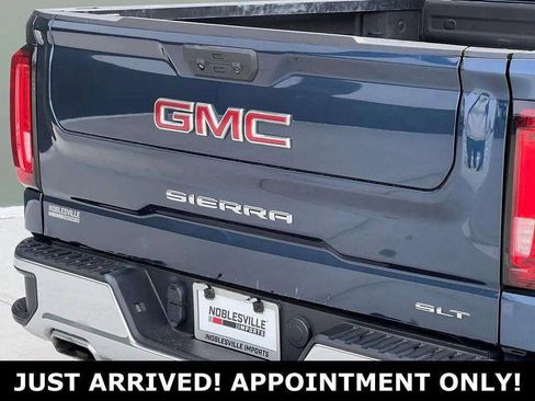 Used 2022 GMC Sierra 1500 SLT image 35