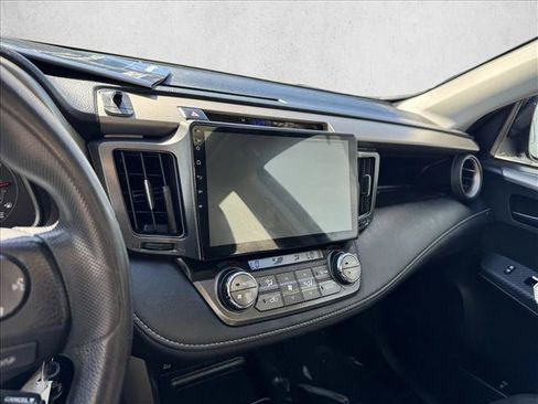 Used 2013 Toyota RAV4 XLE AWD/4WD image 14
