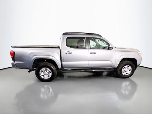 Used 2021 Toyota Tacoma SR image 11