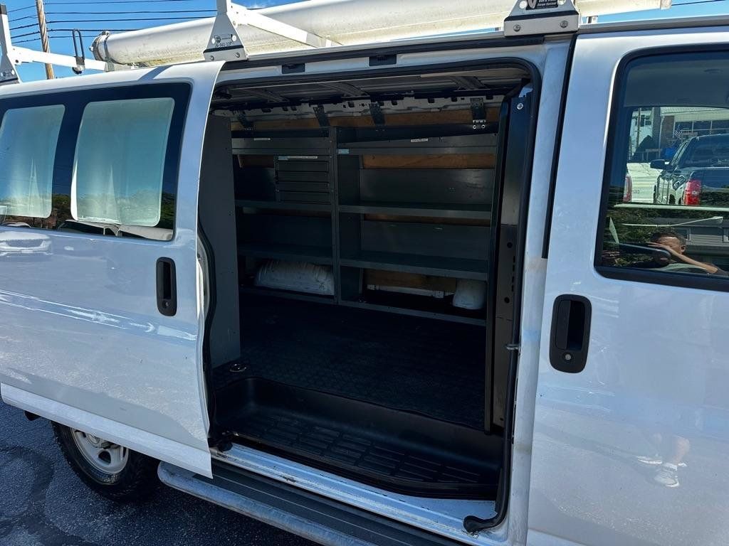 Used 2019 Chevrolet Express 2500 w/ Driver Convenience Package RWD image 11