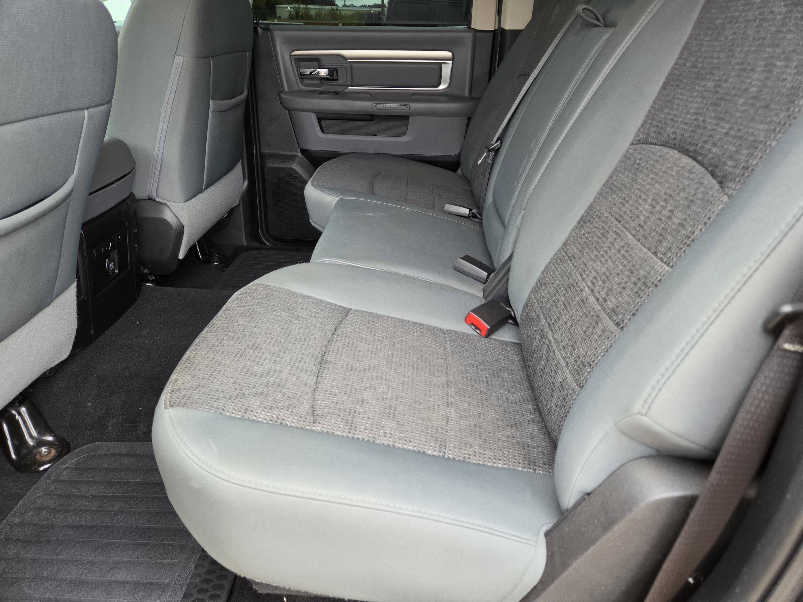 Used 2019 RAM 1500 Lone Star RWD image 32