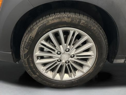 Used 2020 Hyundai Kona SEL AWD/4WD image 9
