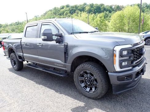 Used 2023 Ford F250 Lariat w/ Sport Appearance Package AWD/4WD image 8